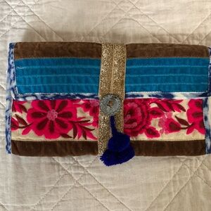 Beautiful velvet travel jewelry bag.